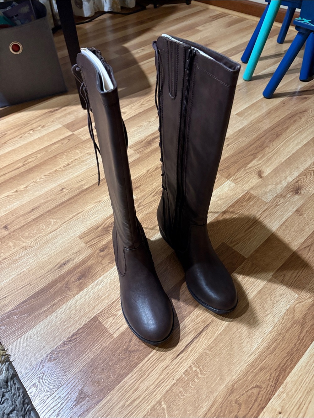 Over-the-Knee Riding Boots in Dark Brown – Classic Zip Detail